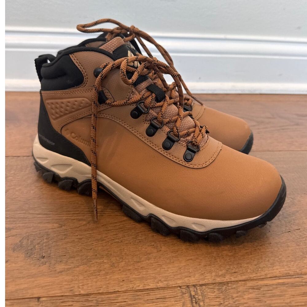 Columbia Newton Ridge Plus Waterproof Hiking Boots Brown Mens Size 7.5 Wide